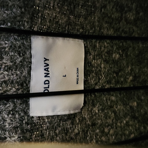 Old Navy men's large sweater nwot condition - Picture 2 of 4